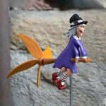 [Mother's Day] Gift Whirligig Character Series Windmill garden decor